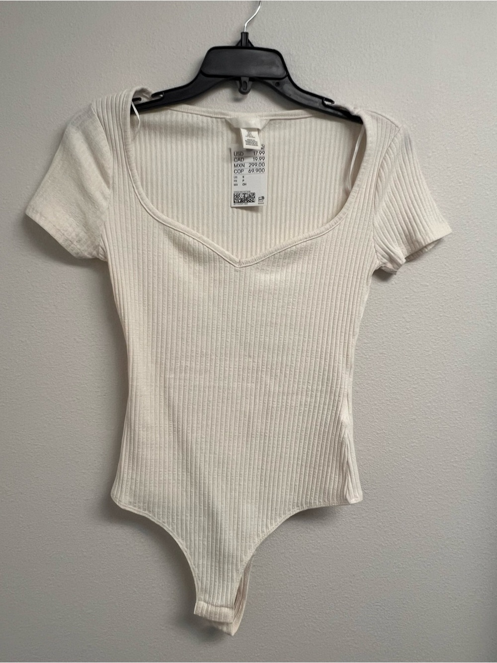 H&M Ribbed Scoop Neck Short Sleeve Bodysuit - Cream